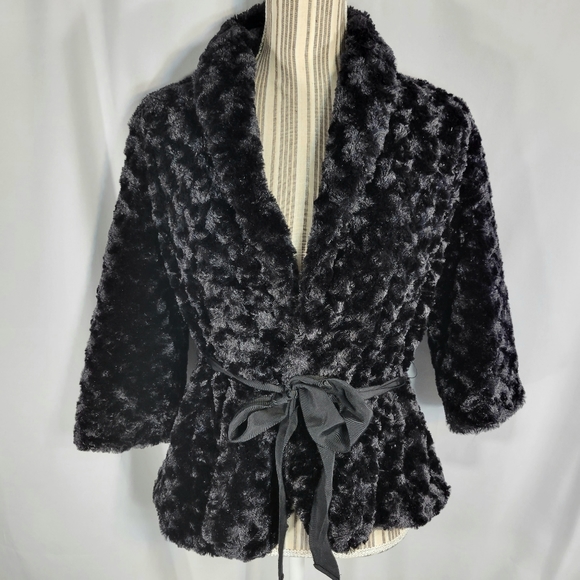Sequin Hearts Black Faux Fur Jacket w/Belt Size Medium - Picture 1 of 10